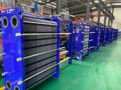 為什么冷水機(jī)組板式熱交換器凍裂，這就是原因